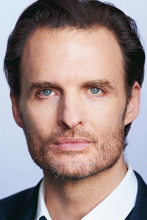 Portrait of actor Greg Bryk