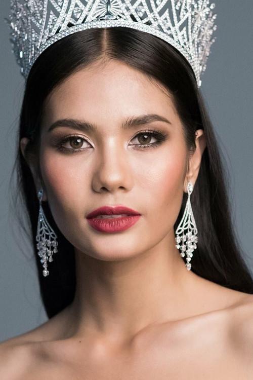 Portrait of actor Chalita Suansane