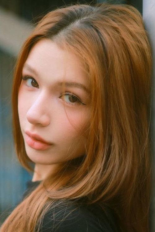 Portrait of actor Veronica Vasfi