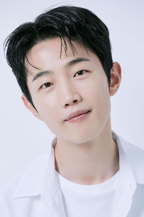 Portrait of actor Lee Seo-han