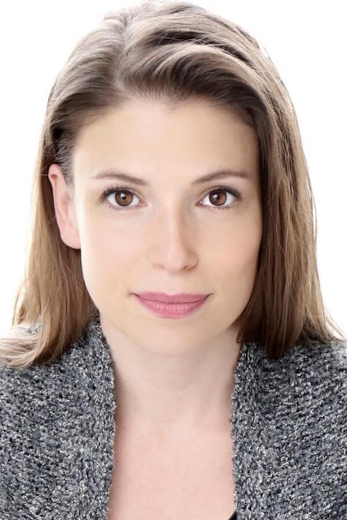 Portrait of actor Julia Whelan