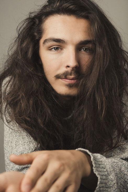 Portrait of actor Robin L'Houmeau