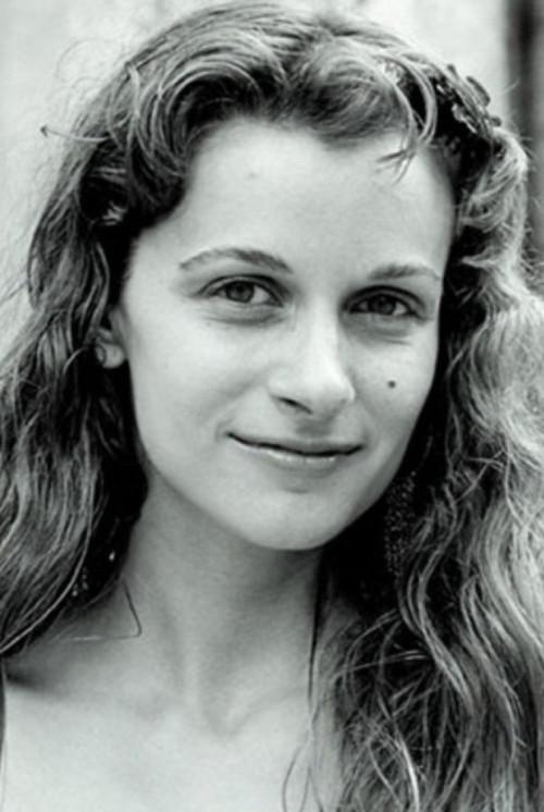 Portrait of actor Anabelle Lachatte