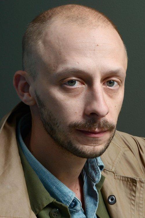 Portrait of actor Maxwell McCabe-Lokos