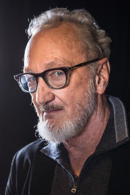 Portrait of actor Robert Englund