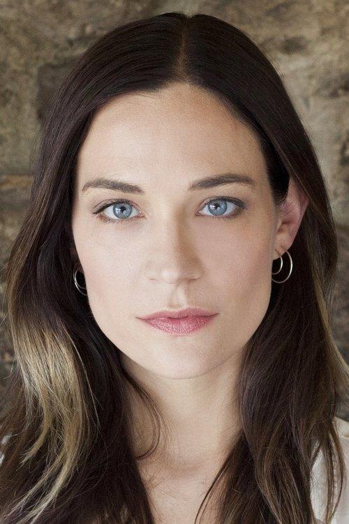 Portrait of actor Kathleen Munroe