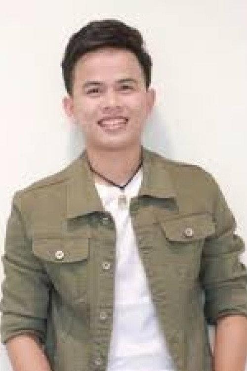 Portrait of actor James Jathurong Phadungrat