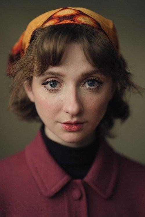 Portrait of actor Emily Fairn