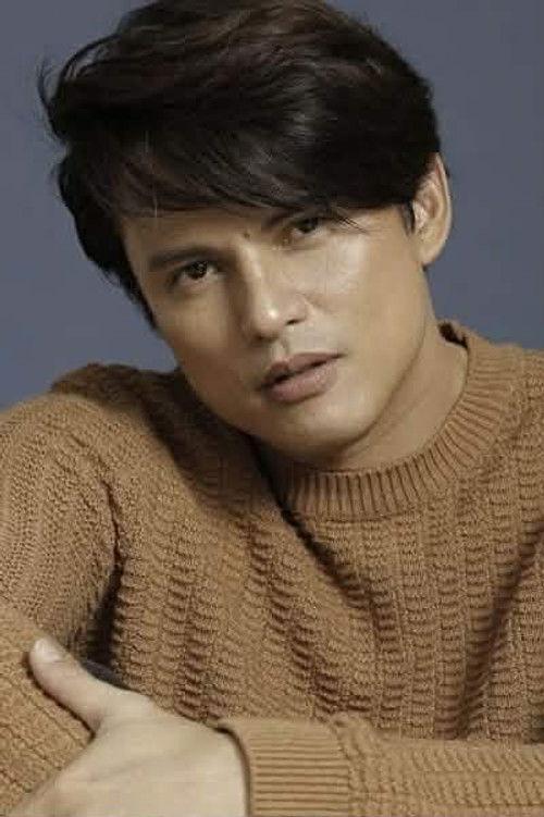 Portrait of actor Zoren Legaspi