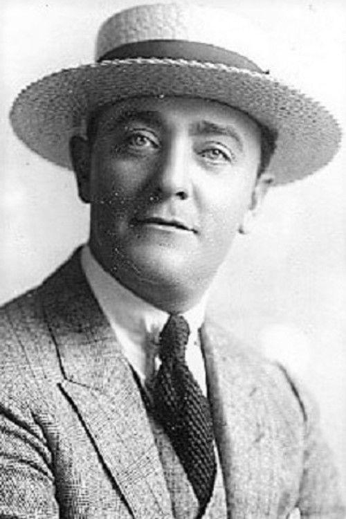 Portrait of actor Harry Gribbon