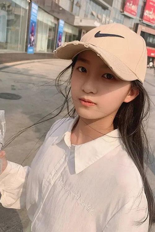 Portrait of actor Yutong Zhao