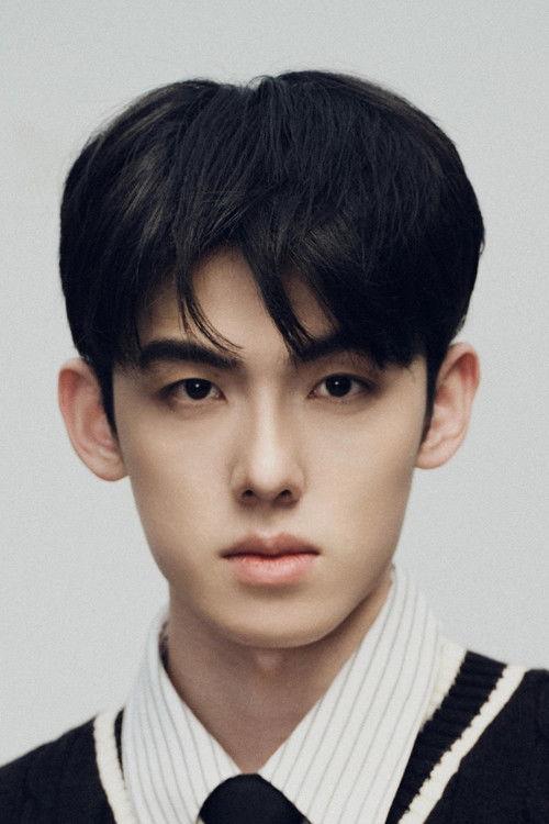 Portrait of actor Wang Yizhou