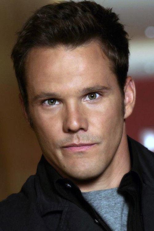 Portrait of actor Dylan Bruno