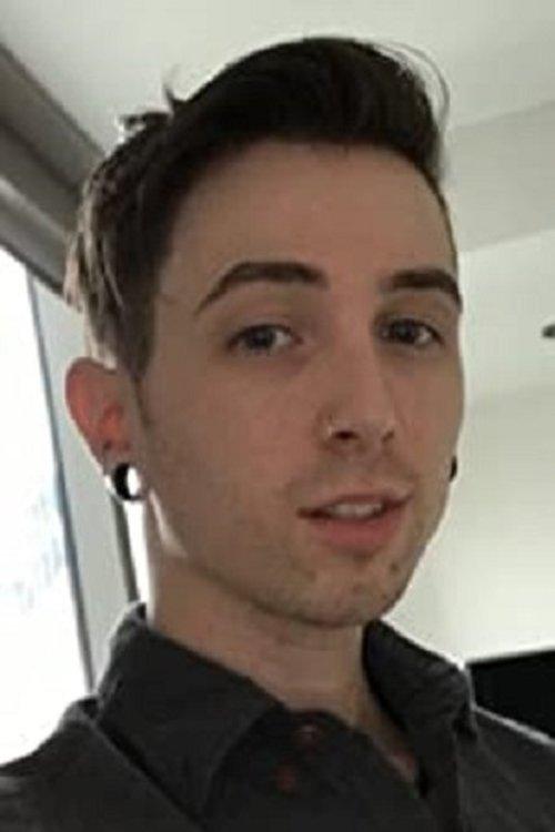 Portrait of actor Zohren Weiss