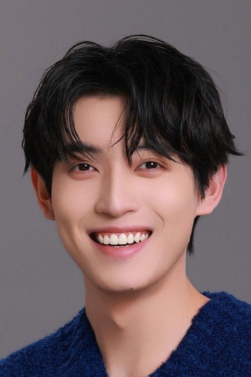 Portrait of actor Shen Yang