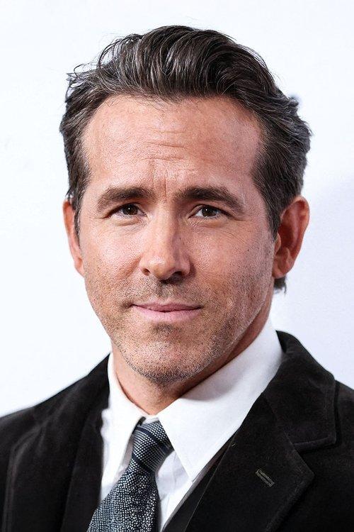 Portrait of actor Ryan Reynolds