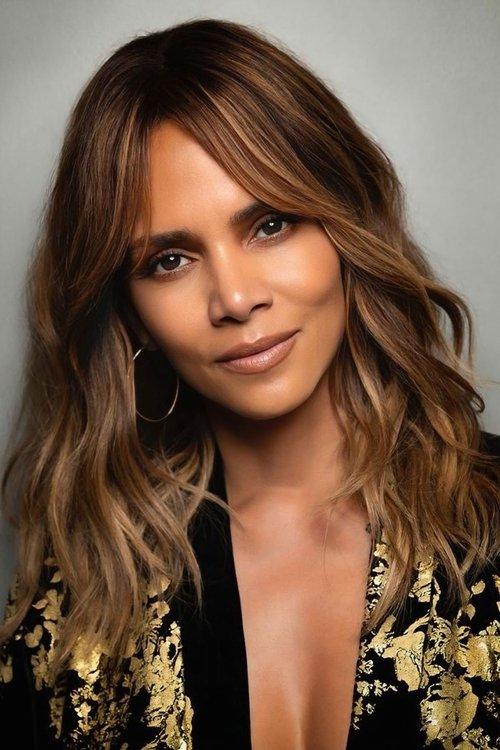 Portrait of actor Halle Berry